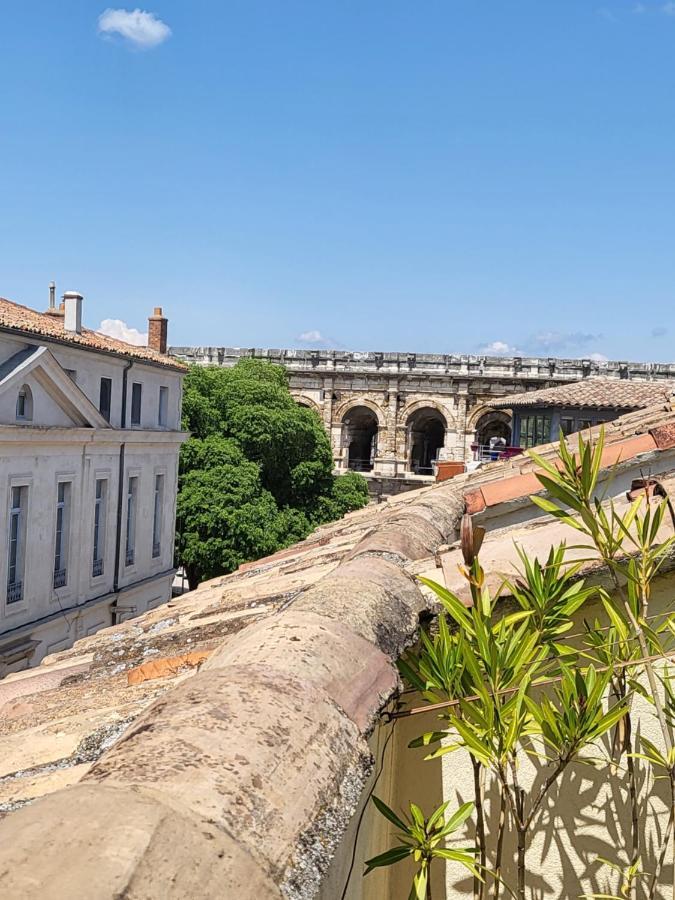 La Dolce Vita Nimoise Terrasse 100 M Des Arenes Nimes Exterior foto